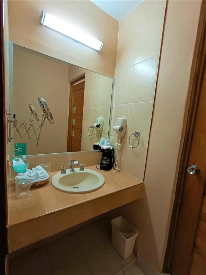Hotel Santo Domingo Express Villahermosa Exterior photo