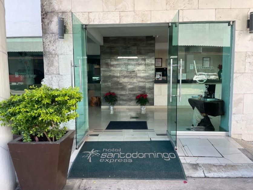 Hotel Santo Domingo Express Villahermosa Exterior photo